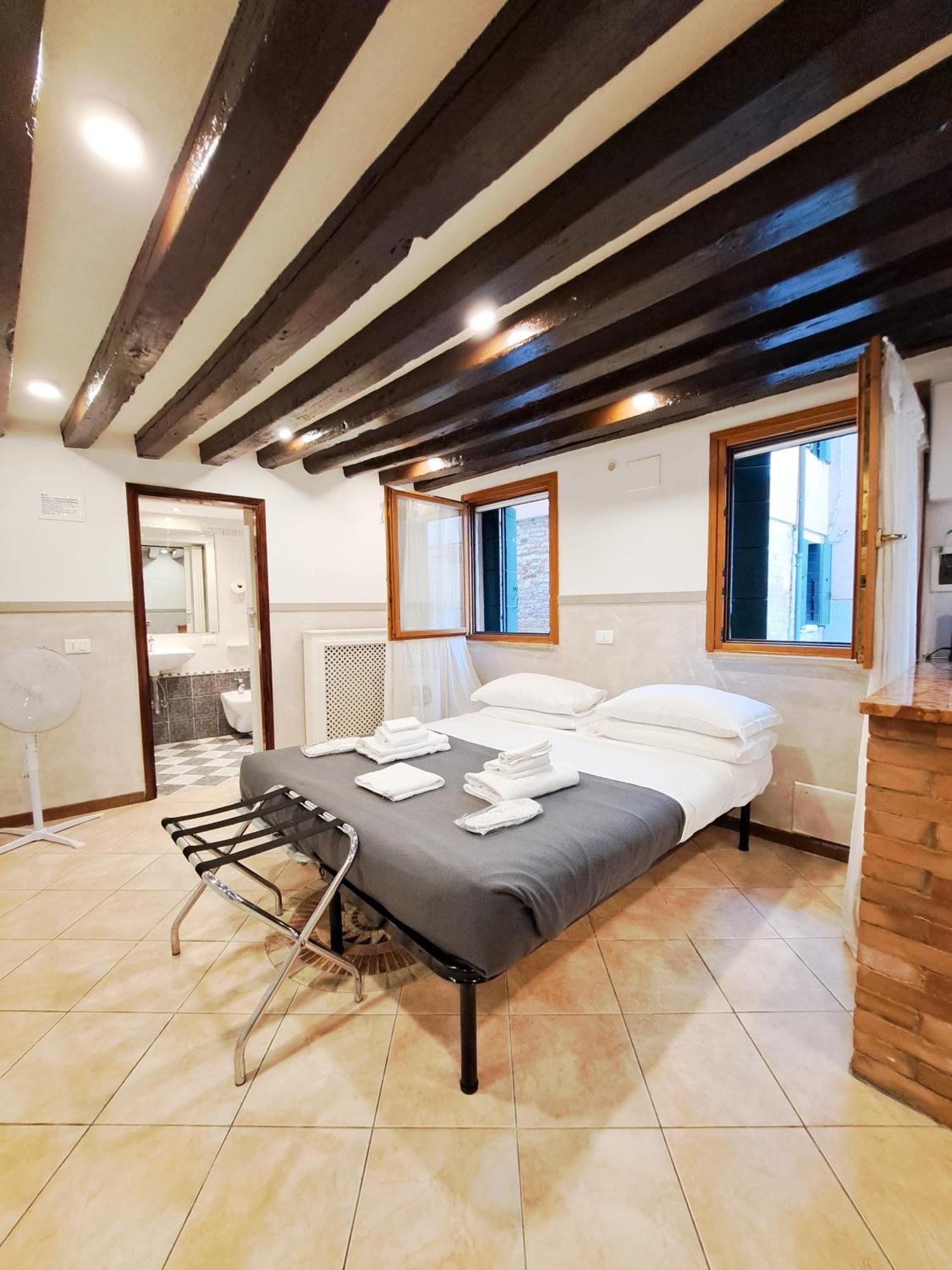 Lovely And Quiet Cannaregio Венеция Экстерьер фото